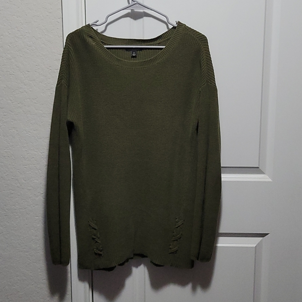 Women's sweater